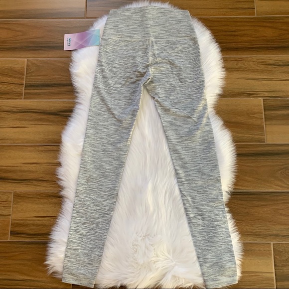 Ivivva by lululemon rhythmic tight high low space - Picture 3 of 3